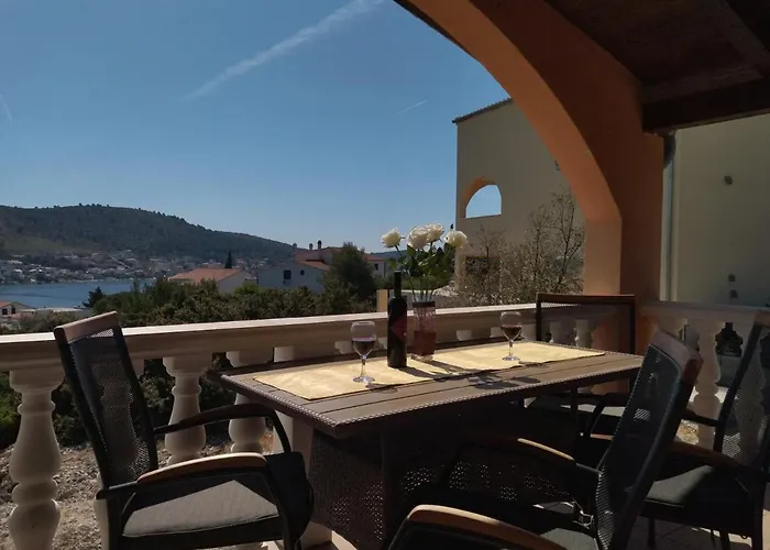 Mihoci شقة روغوزنيكا