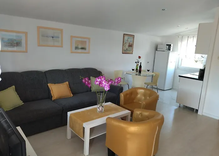 Mihoci * רוגוזניצה