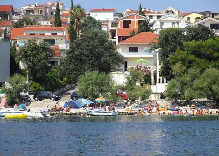 Mihoci * Rogoznica (Sibenik-Knin)